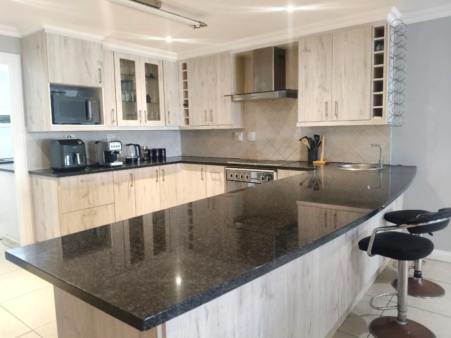 3 Bedroom Property for Sale in Jeffreys Bay Central Eastern Cape